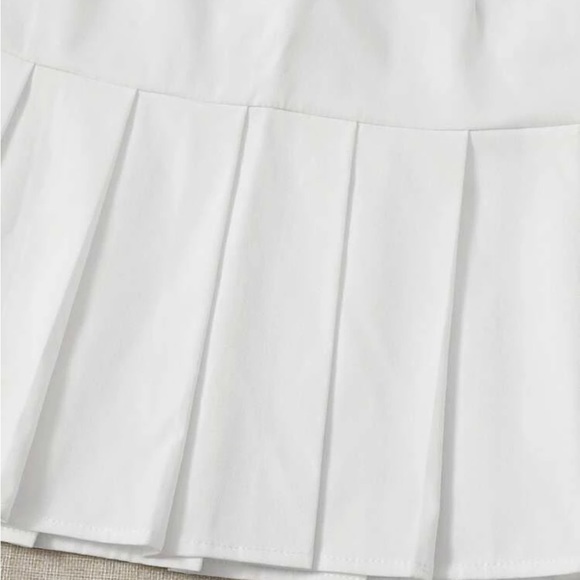 Shein White Pleated Skirt | Small - Picture 2 of 3